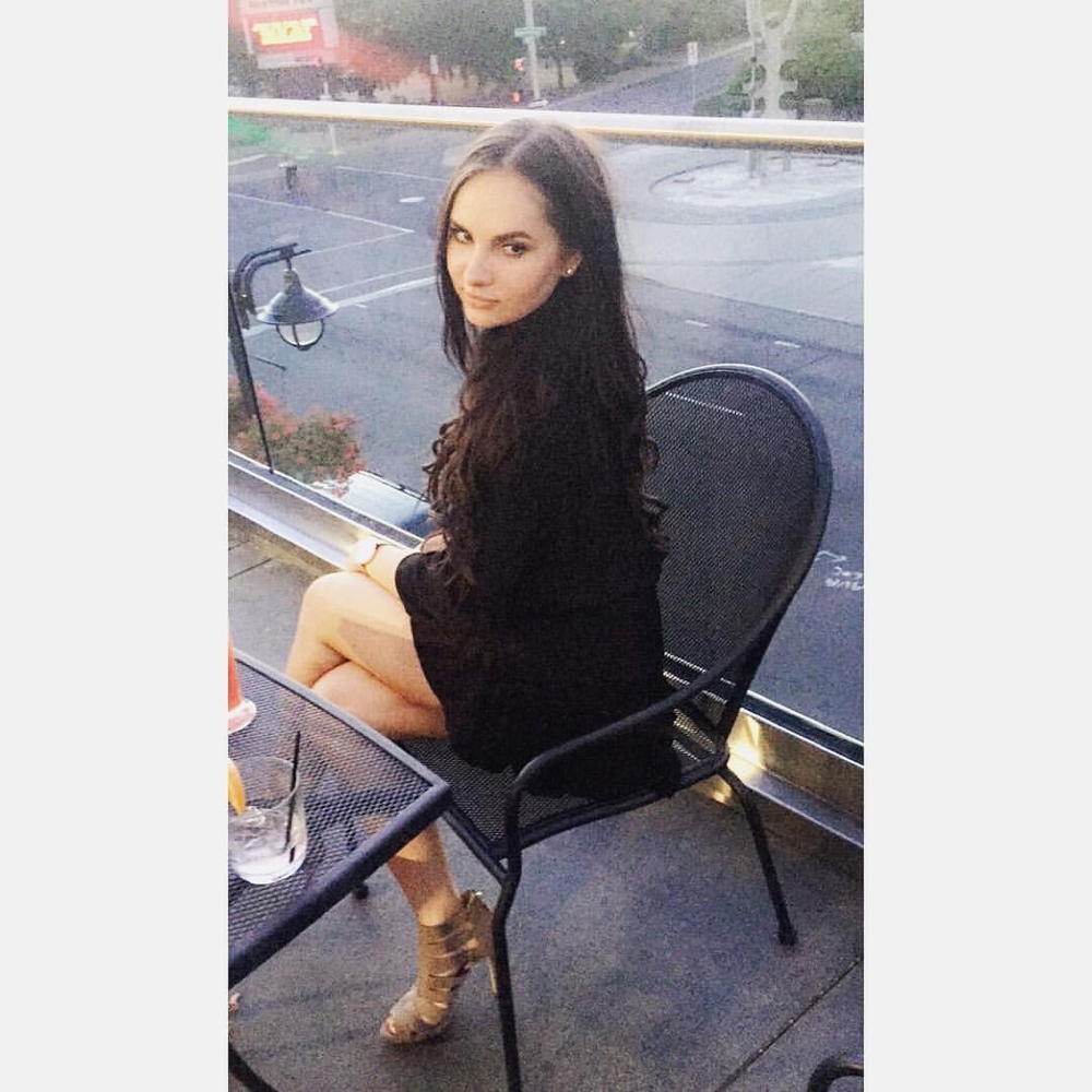 Meet your Posher, Anastasia